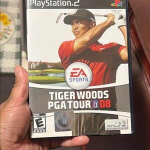 Sony PlayStation 2 Tiger Woods PGA Tour 08 - Red & Black